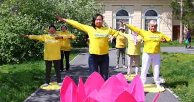 Демонстрация упражнений Фалуньгун в День города Ангарска, 29.05.2021 г.