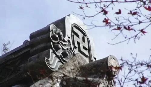 Знак 卍 в Японии